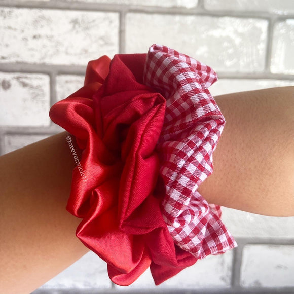 Red School Scrunchie Set