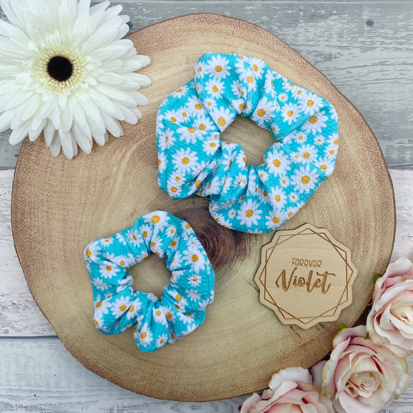 Daisy Scrunchie